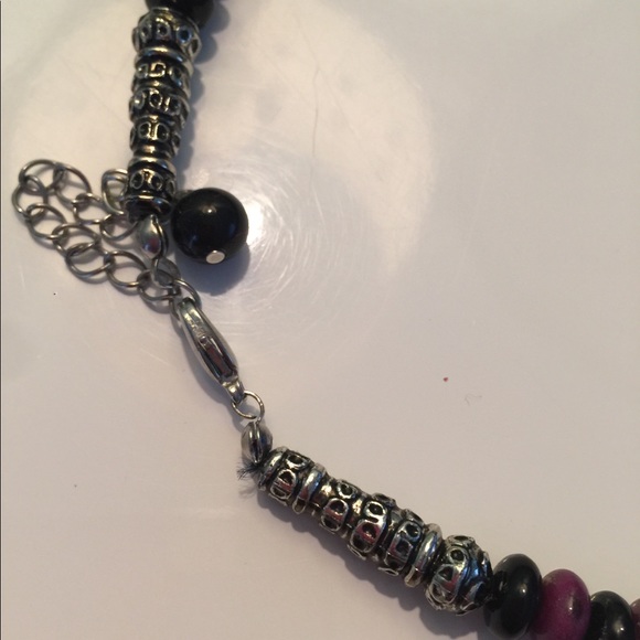 Funky bold and fun. Necklace - Picture 5 of 6